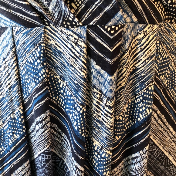 NWT Mario Serrani Maxi Dress in shades of blues and white.  Size: Large - Picture 4 of 11